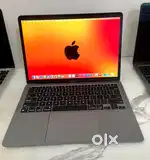 ( Mac huB ) - Apple MacBook Air 13 inch m1 chip 2022 - 8 GB / 256 GB.