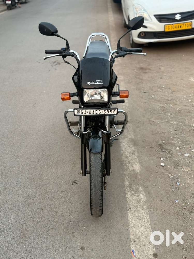 Hero Splendor Plus 2023 (0 ડાઉ્નમપેમેટ પુરેપુરી લોન ભાવનગર ડોકયુમેનટ)