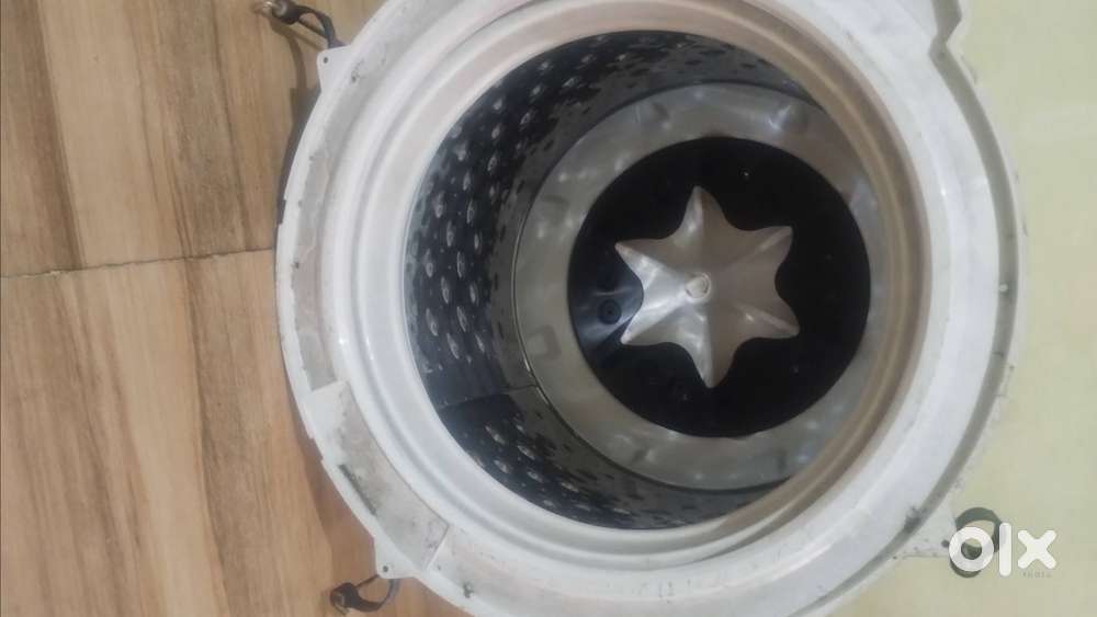 Whirlpool washing machine 7.5 kg tub
