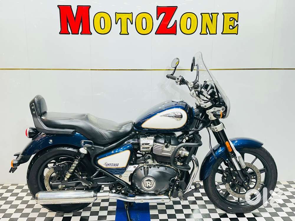 Royal Enfield Supermeteor 650 Dual disc abs