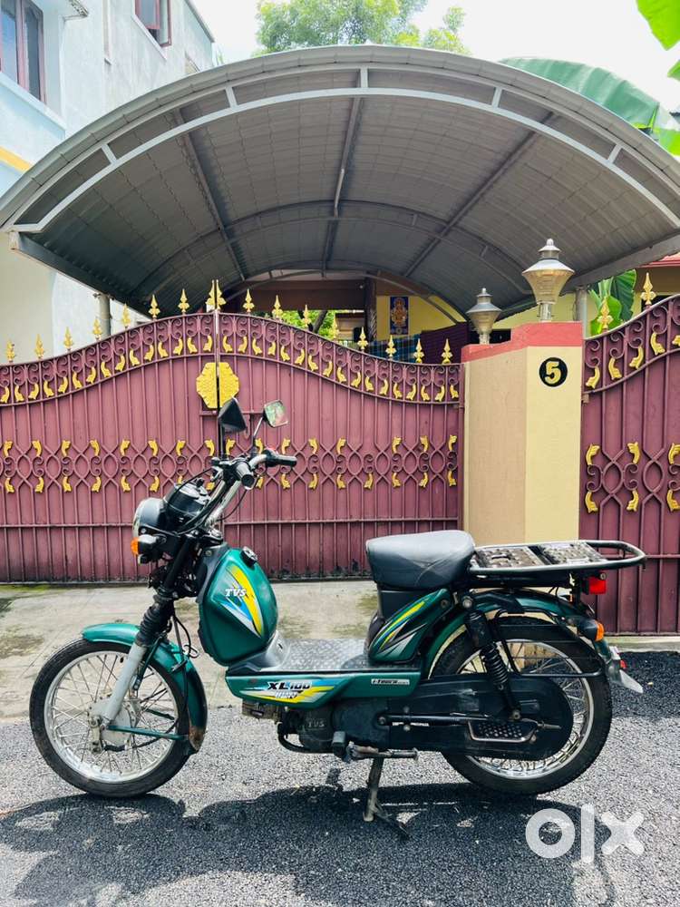 Tvs xL 100 heavy duty , model 2021, insurance live good condition