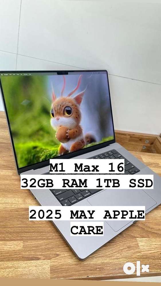 M1 Max Macbook Pro 32GB RAM 1TB SSD 2025 Apple care