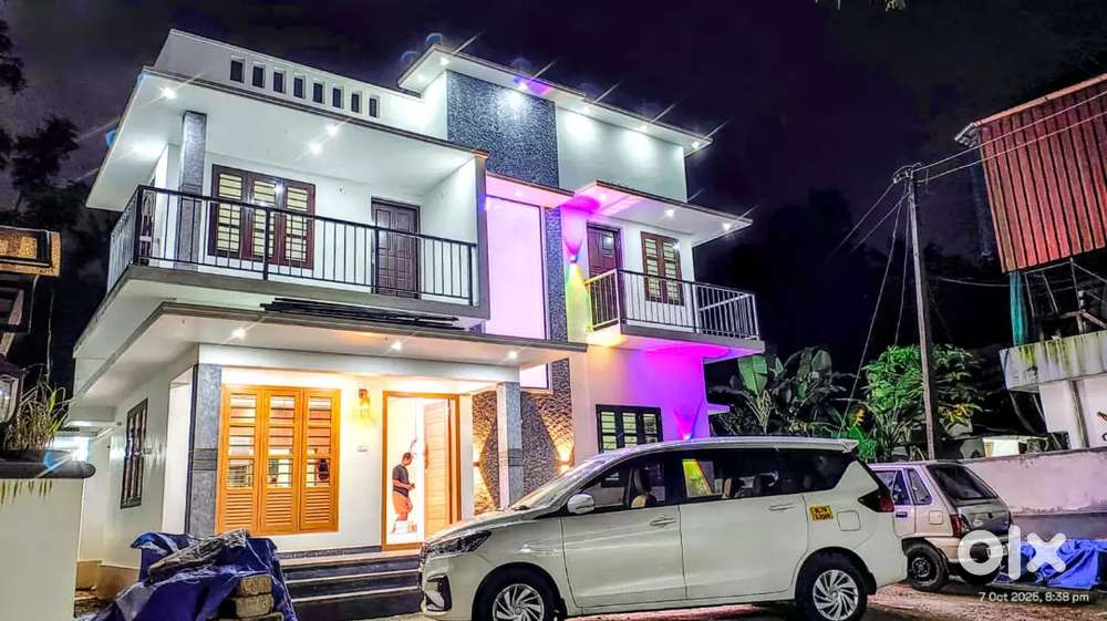 ചോറ്റാനിക്കര 6 cent 1600 sqft ന്യൂ house