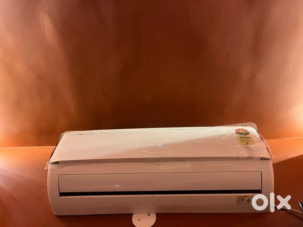 Tata Voltas 1.5 ton 5 star