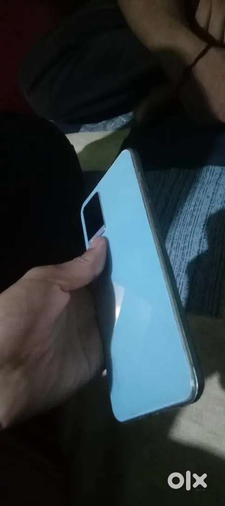 Vivo y 21 koi kami nhi hai