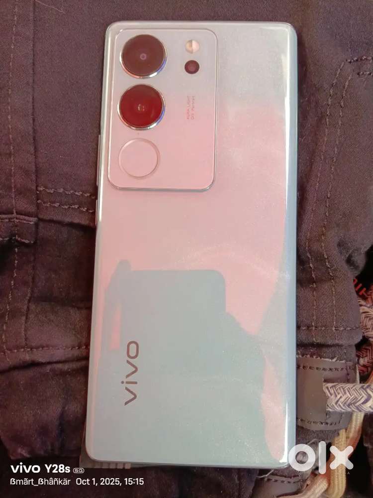 Vivo v29 pro 5g 6 month used