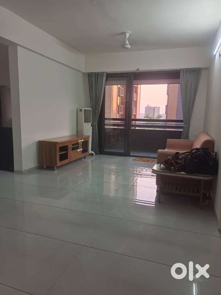 Semi Furnished 3 Bhk Flat Available For Rent In Chandkheda