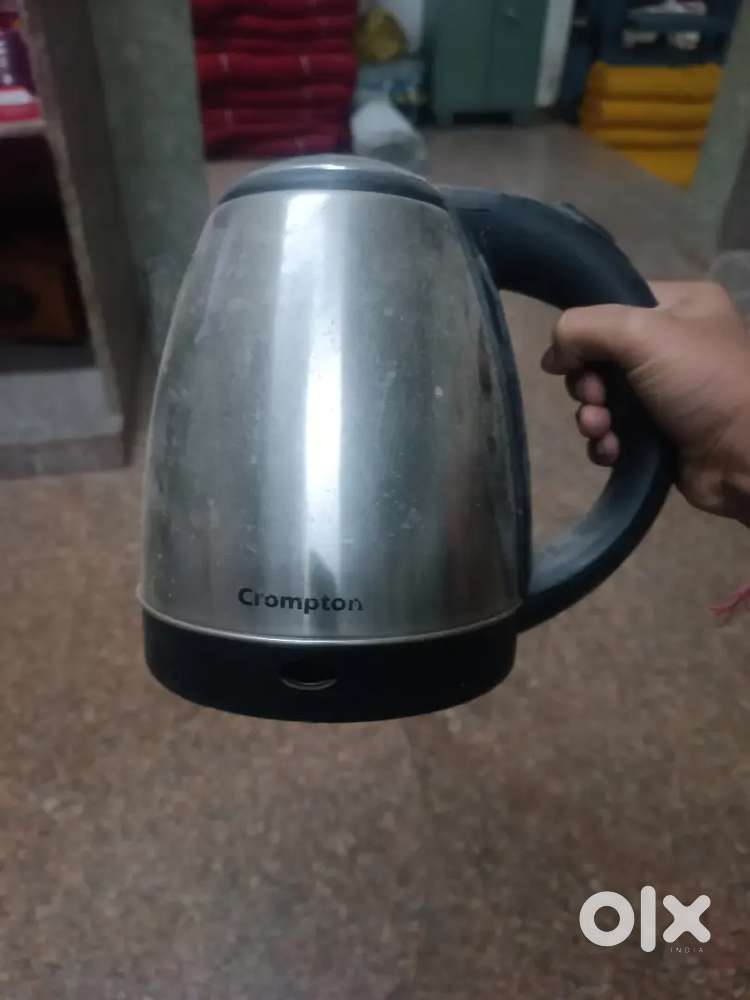 Crompton water heater and tea maker