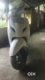 Scooty khon bhal hoi ase