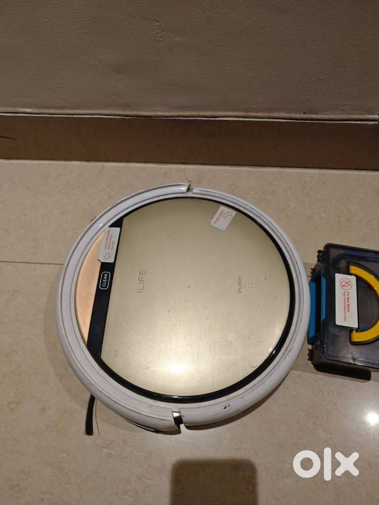 Ilife v5s pro robotic vacuum cleaner 2 in 1