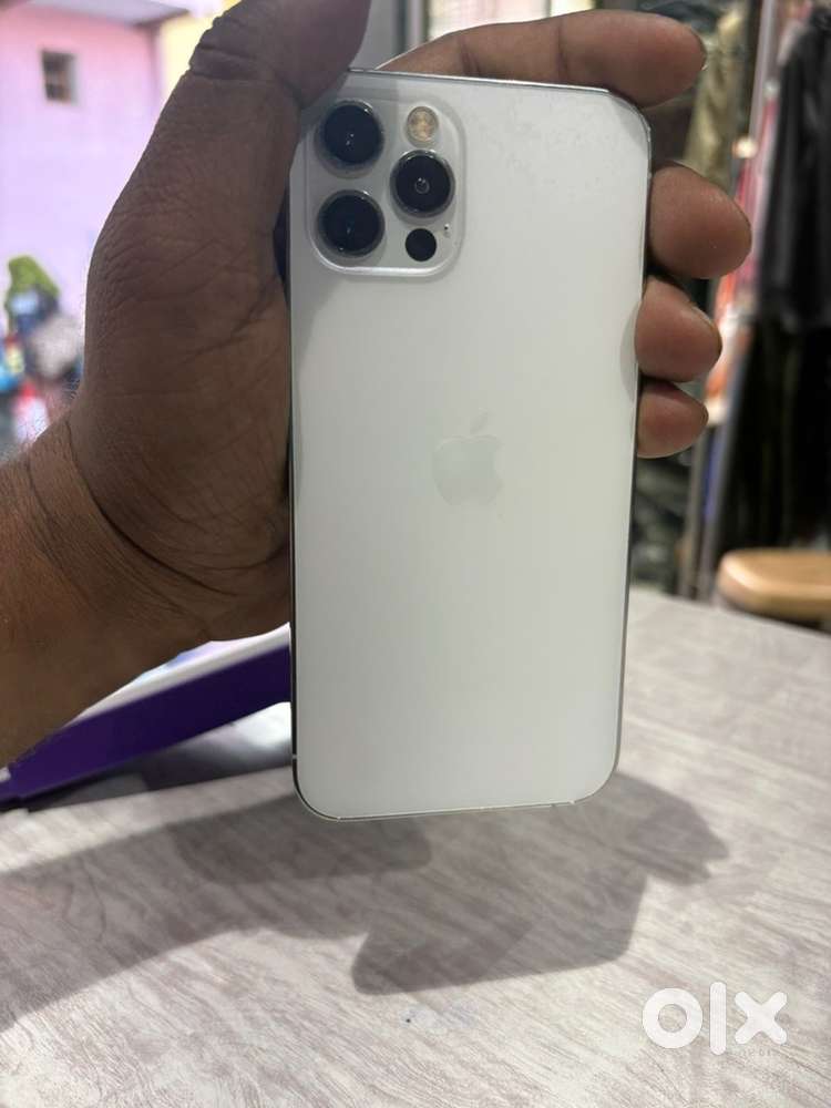 I phone 12 pro 128gb