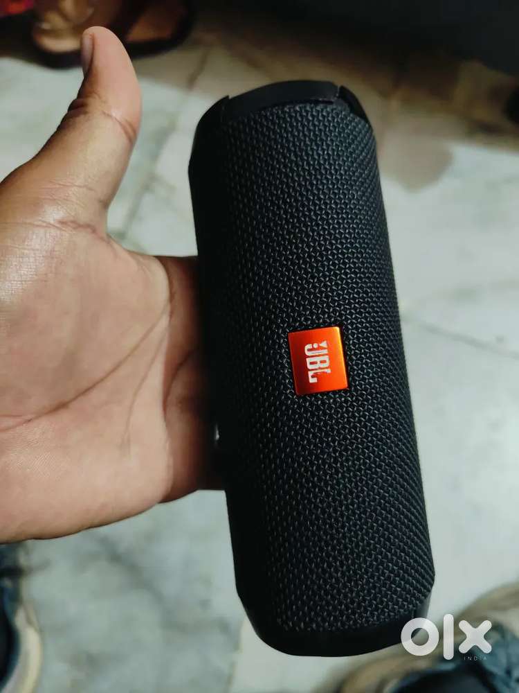 JBL Flip 4