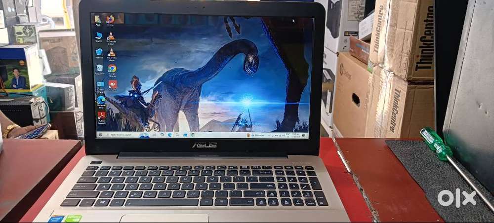 ASUS  I5 8GB RAM 2gb graphi128 SSD 500GB STORAGE 3HOURS BATTERY BACKUP