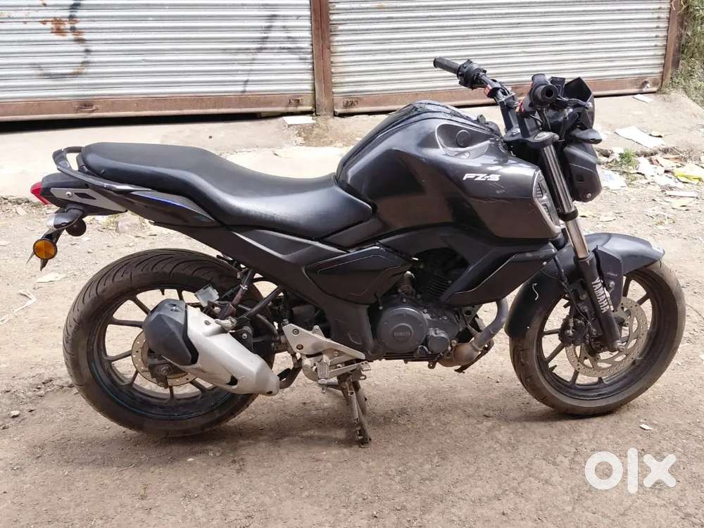 Yamha fz version 3 1st owner awesome condition Full milage Well
