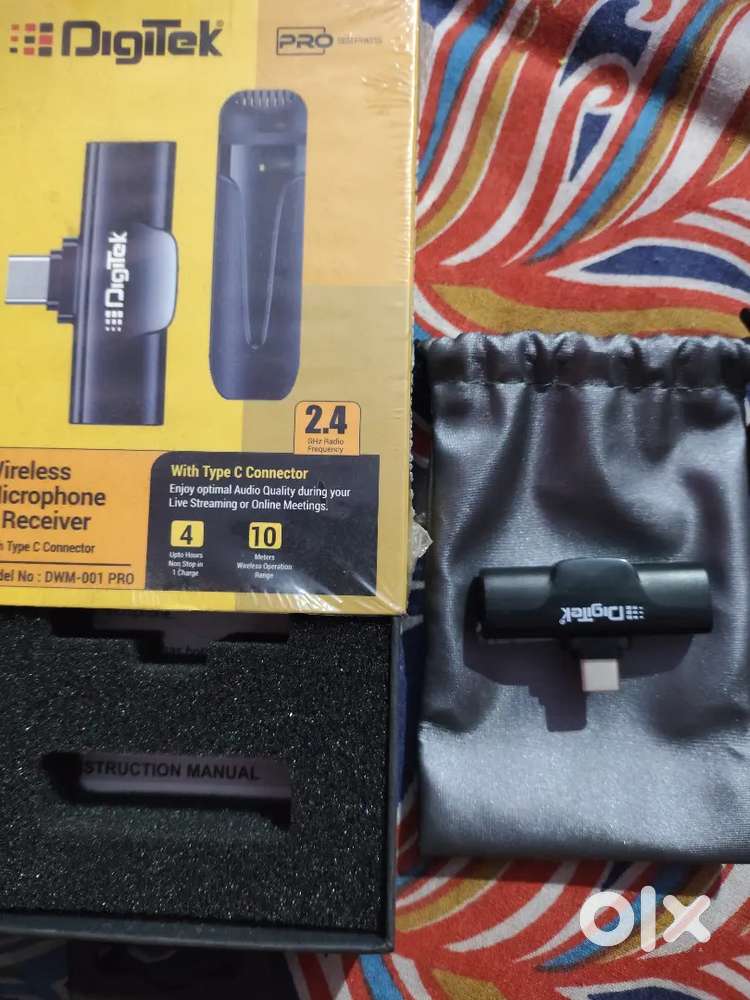 DigiTek Wireless Microphone & Reciever (Youtuber Mic)