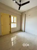 2 bhk Raw flat ballabgarh sec 64-65 available sec 70-62 floor flat