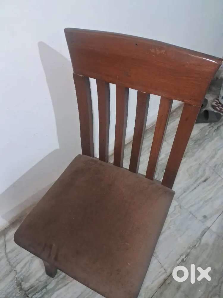 8 chairs sagwan