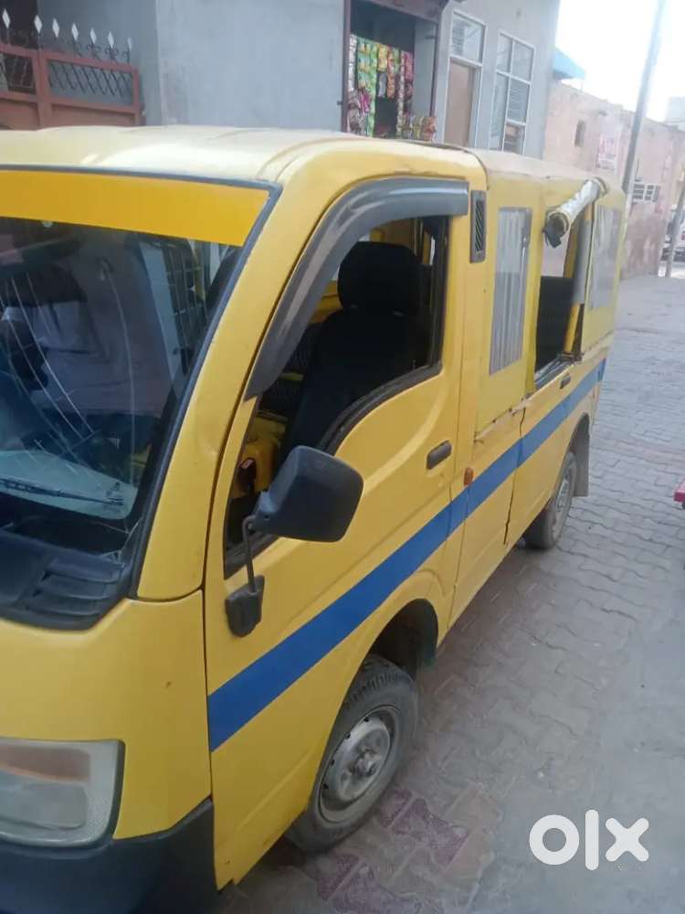 Tata Magic for Rent