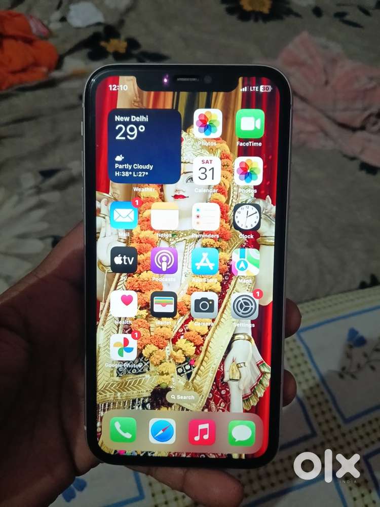 I phone 11 never repaired