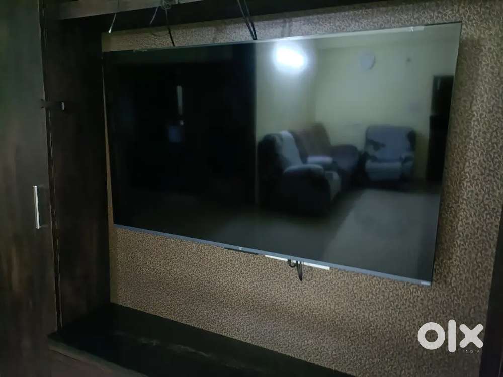 Tv one plus 55inch 2yrs old display not working good condition