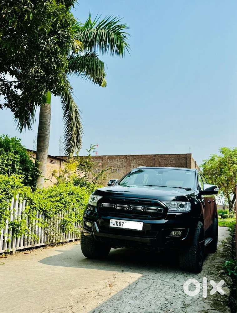 Ford Endeavour 2017