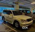 Land cruiser 100 series in great condition