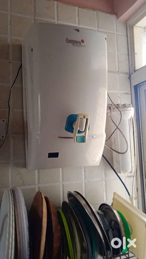 LIVPURE WATER PURIFIER