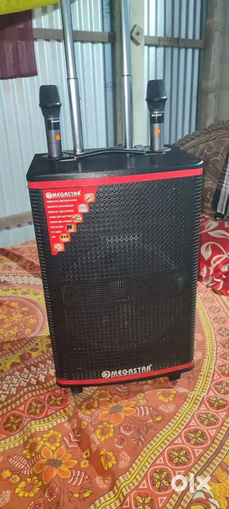 megastar sound box with wireless microphone