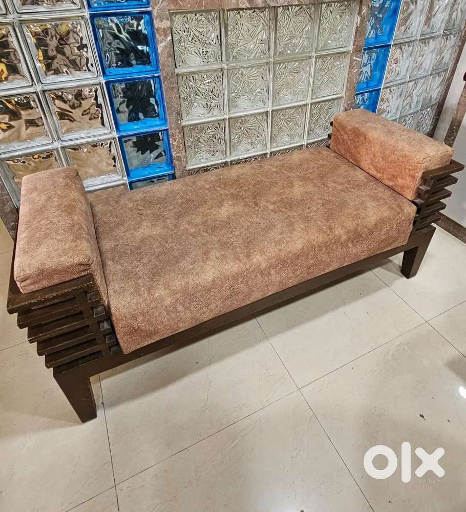 Three and Four Seater Sofas