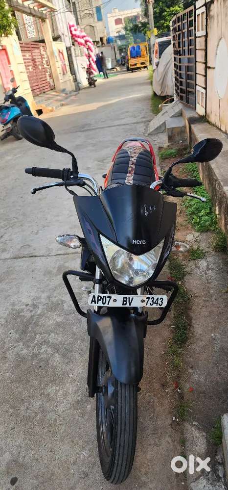 Hero Glamour in Excellent Condition