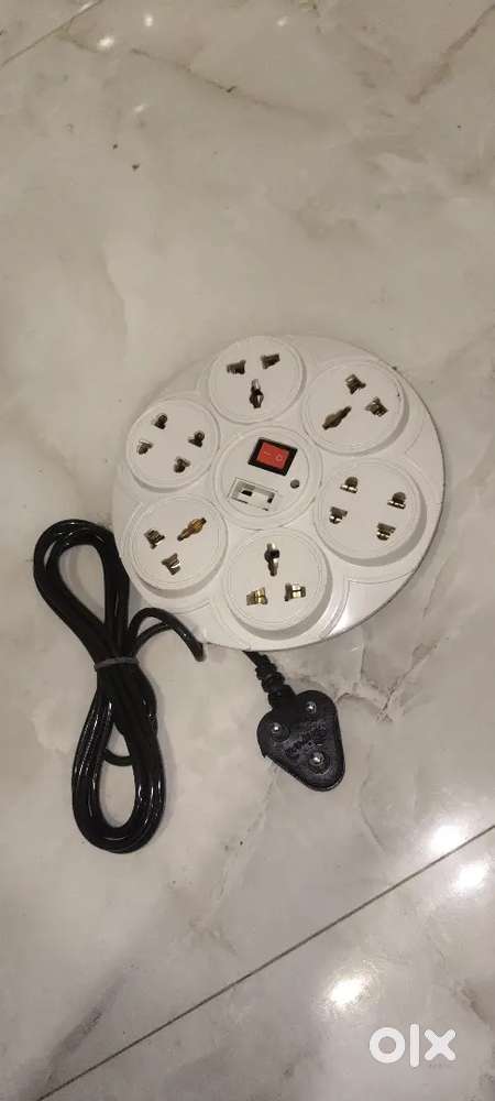 8+1 Round Extension Board with 2.0 Meter Cord Length