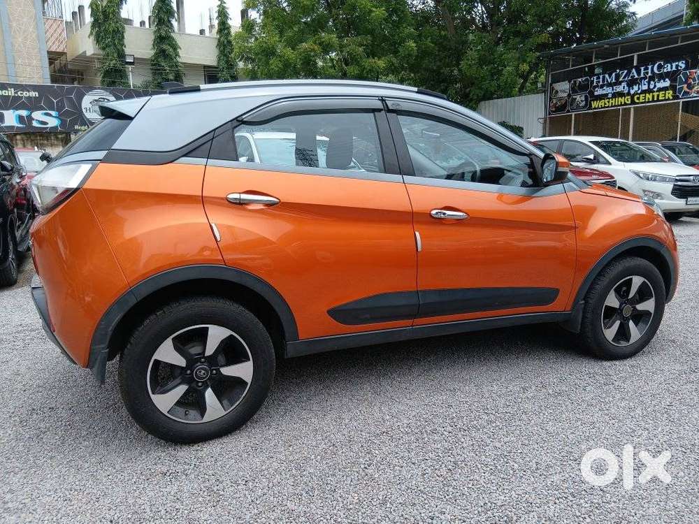 Tata Nexon 1.5 Revotorq XZA Plus Premium, 2018, Diesel