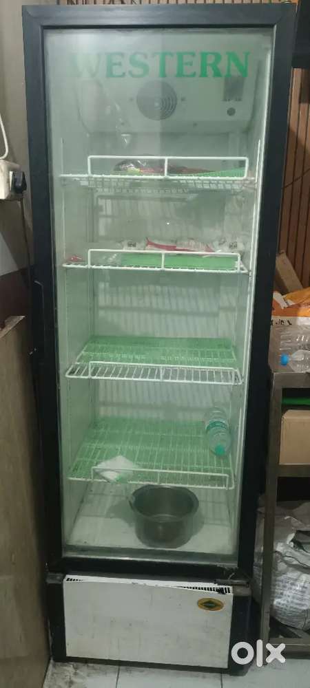 Cold drink Refrigerator