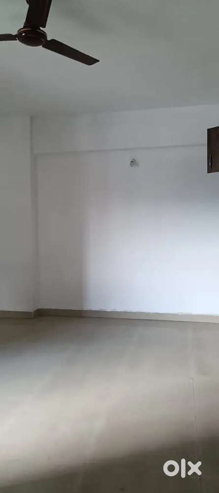 3bhk /2 W,3rd Floor Jayanagar,Rent 18500/- water charges 500 each per