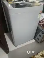 A good condition washing macine...5 year warrnty inquled