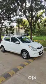 Hyundai i20 Sportz 1.2 BS-IV, 2011, Petrol