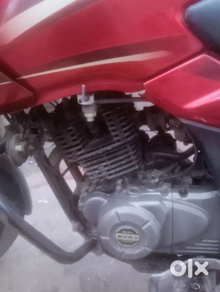 Pulsar 150cc red colour for sale.