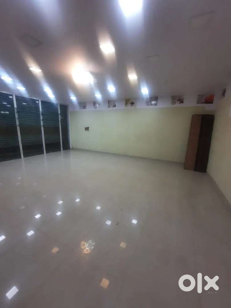 Ready to occupy office/commercial space available for rent in  Trichy
