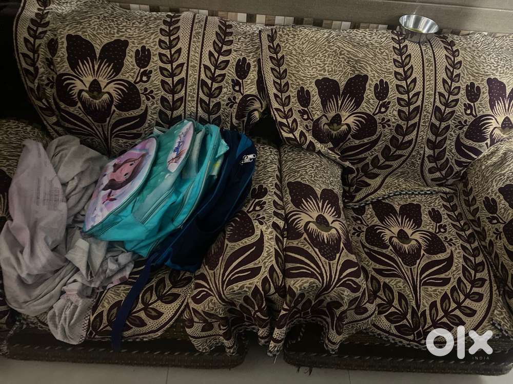 5 seater sofa