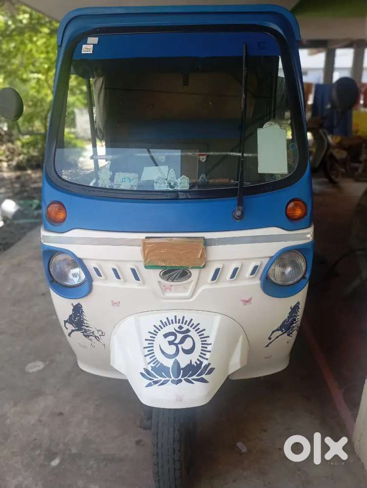 Mahindra treo