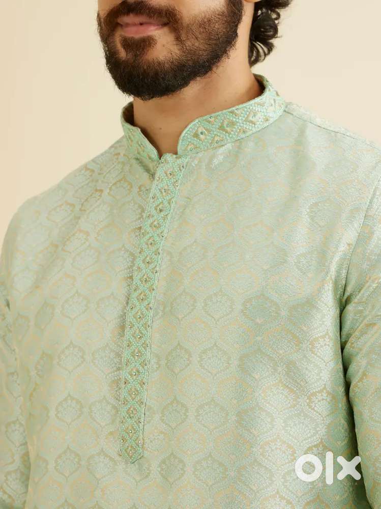 MAANYAVAR original patterned off white / green kurtha for mens wedding