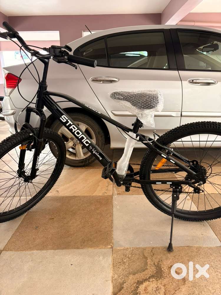 Strong by Lifelong  Brand new cycle