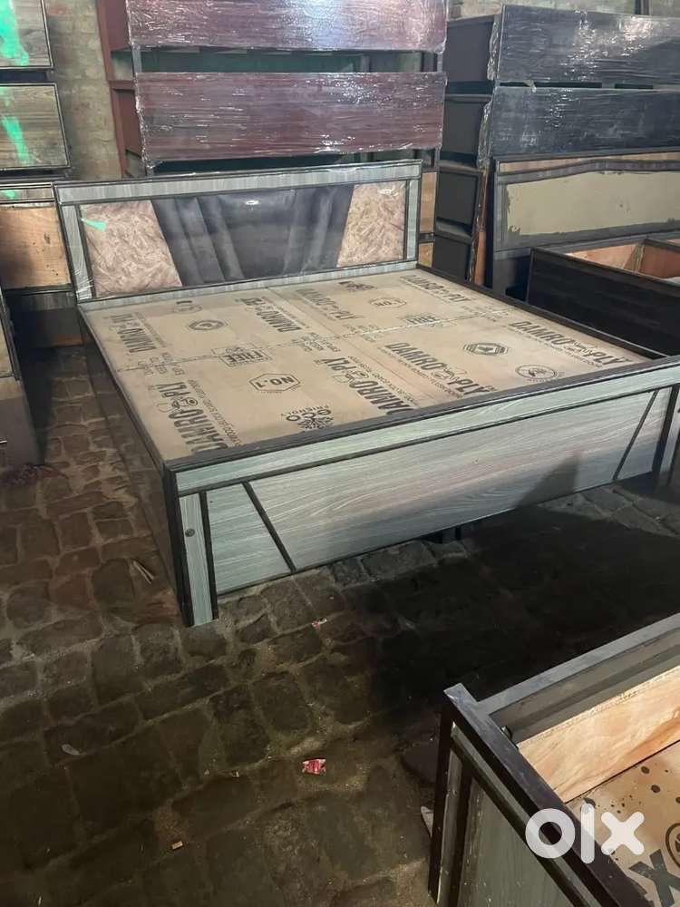 Bed double bed with box size 6×6 king size bed with cushion with box