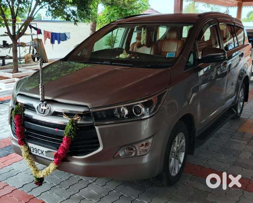 Toyota Innova Crysta 2.4 V 7 STR, 2018, Diesel