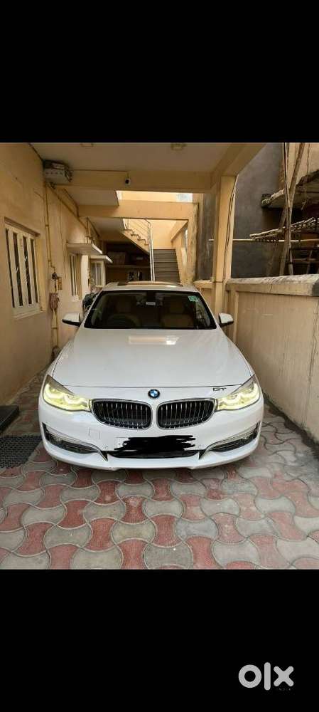 BMW 3 Series GT 320d Luxury Line, 2016, Diesel