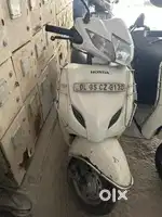 White color activa