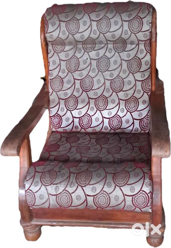 Sofa settee and Cots സോഫാ സെറ്റിയും കട്ടിലുകളും