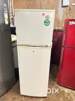 Lg 280 liter refrigerator available good condition