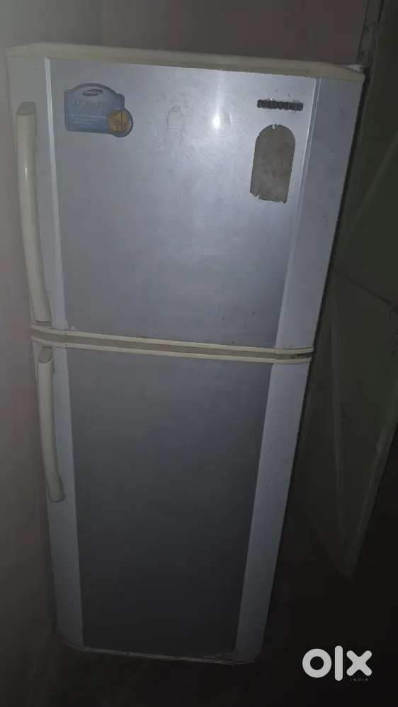 Samsung Double door fridge+pigeon Induction+Fryer+ chimni.
