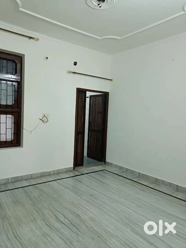 INDEPENDENT 2BHK FLAT AVAILABLE BRS NAGAR